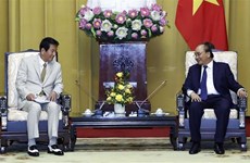 Presidente vietnamita recibe a exembajador especial japonés