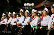  La oración por la paz de los pobladores de la etnia minoritaria Tay en Vietnam