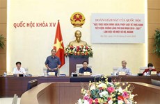 Presidente del Parlamento vietnamita propone recomendaciones para práctica de ahorro