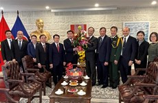 Embajadas de Laos en varios países felicitan el Día Nacional de Vietnam
