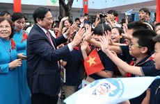 Primer Ministro de Vietnam pide garantizar el desarrollo de alumnos