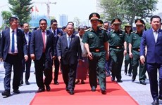 Presidente del Parlamento camboyano visita sede de grupo vietnamita Viettel