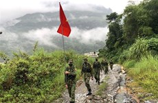 Guardias fronterizas de provincias vietnamita y china realizan patrulla conjunta