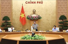 Premier vietnamita insta a perfeccionar sistema de leyes