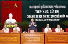 Presidente de Asamblea Nacional se reúne con los votantes en Hai Phong