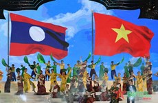 Clausuran Festival de intercambio cultural, deportivo y turístico fronterizo Vietnam-Laos