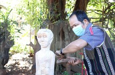 Conservan estatuas de madera de Altiplanicie Occidental de Vietnam