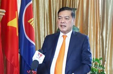 Visita a Vietnam de la presidenta de Singapur profundizará asociación estratégica bilateral