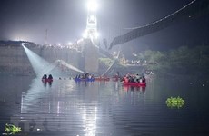 Líderes vietnamitas expresan condolencias a la India por colapso del puente