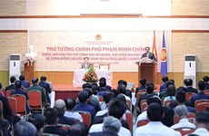 Primer ministro de Vietnam se reúne con comunidad de connacionales en Camboya