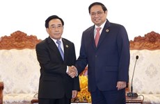 Premier vietnamita dialoga con su homólogo laosiano en Camboya 