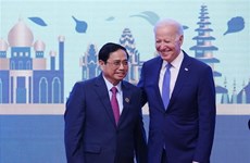 Premier vietnamita se reúne con presidente estadounidense Joe Biden en Camboya