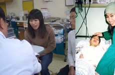 Ciudadana surcoreana de origen vietnamita honrada con premio de Seúl por trabajo caritativo 