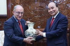 Presidente vietnamita recibe al jefe del Servicio Universitario Mundial de Alemania