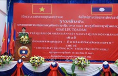 Organizan encuentro de intercambio entre jóvenes oficiales vietnamitas y laosianos