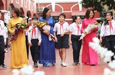 Presidente vietnamita extiende mejores deseos a docentes de todo el país
