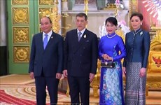 Presidente vietnamita realiza una visita de cortesía al Rey tailandés