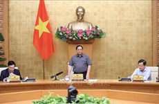 Premier vietnamita preside reunión gubernamental sobre elaboración de leyes 