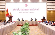 Gobierno vietnamita trabaja por estabilizar mercados inmobiliario y bursátil