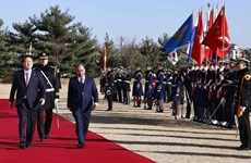Presidente surcoreano encabeza ceremonia de bienvenida a su homólogo vietnamita