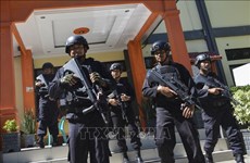 Tres heridos en atentado con bomba en comisaría de Indonesia 