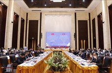 Efectúan noveno seminario teórico entre partidos políticos de Vietnam y Laos
