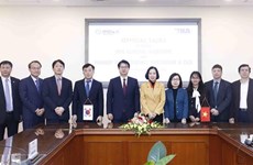 VNA y Yonhap renuevan acuerdo de cooperación  