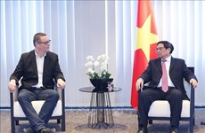 Premier vietnamita recibe a presidente del Partido del Trabajo de Bélgica