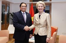Premier vietnamita se reúne con dirigentes de países y socios europeos
