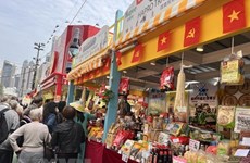 Vietnam participa en Feria de Productos de Camboya