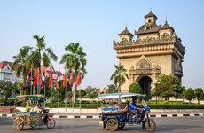 Laos levanta regulaciones sobre prevención de COVID-19 para entrar a su territorio