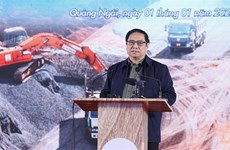 Premier vietnamita ordena desplegar 12 proyectos de autopista Norte-Sur