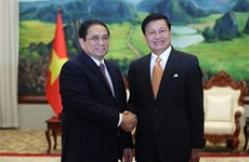 Premier vietnamita se reúne con máximo dirigente laosiano