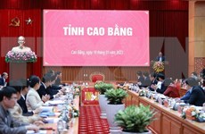 Premier insta a provincia de Cao Bang a centrarse en desarrollo de economía fronteriza