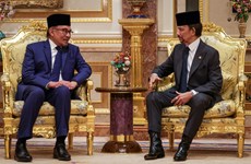 Malasia y Brunei promueven inversión bilateral