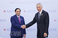Asiatimes: viaje del premier vietnamita a Singapur favorece avance de ASEAN