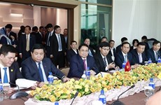 Vietnam  y Brunei intensifican la cooperación en sectores de energía y petróleo