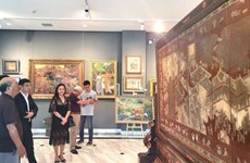 Galería en Hong Kong honra la belleza del arte vietnamita