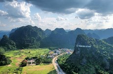 Pueblo vietnamita entre destinos inspiradores para conocer gente nueva
