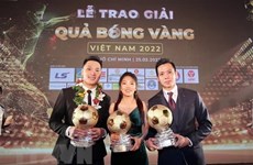 Delanteros Nguyen Van Quyet y Huynh Nhu ganan Balón de Oro de Vietnam 2022