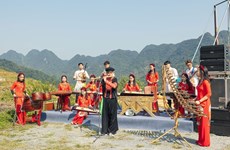 Acercan música clásica y tradicional de Vietnam a estudiantes