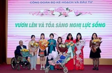 Intensifican programas de apoyo a mujeres desfavorecidas en Vietnam