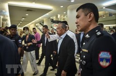 Ex primer ministro malayo fue acusado de cargos adicionales