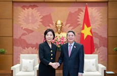 Vicepresidente del Parlamento de Vietnam recibe a embajadora surcoreana 