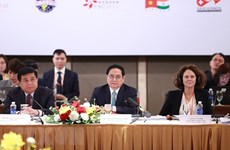 Reafirman máximo apoyo de Gobierno vietnamita a comunidad empresarial
