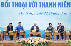 Primer ministro de Vietnam dialoga con jóvenes de todo el país