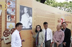 Inauguran exposición fotográfica sobre cine revolucionario de Vietnam