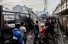 Indonesia: Número de muertos en incendio del depósito de combustible aumenta a 33