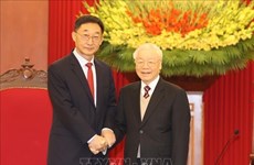 Máximo dirigente partidista de Vietnam recibe a funcionario chino