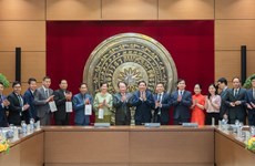Vietnam y Camboya fomentan cooperación parlamentaria